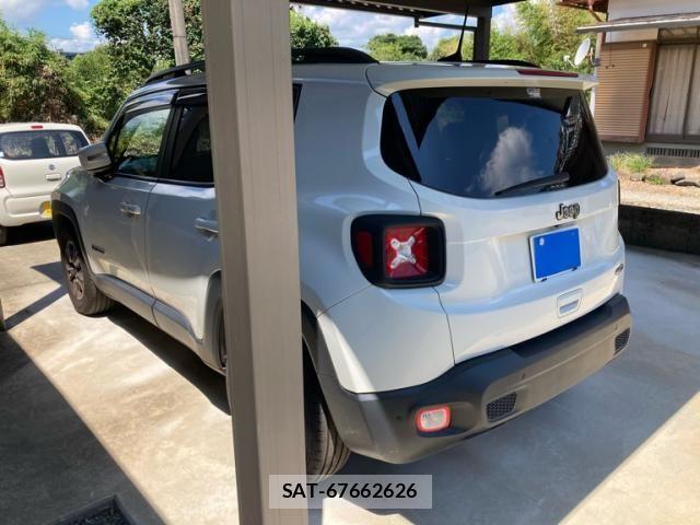 Jeep RENEGADE 2019-05 8412988-5