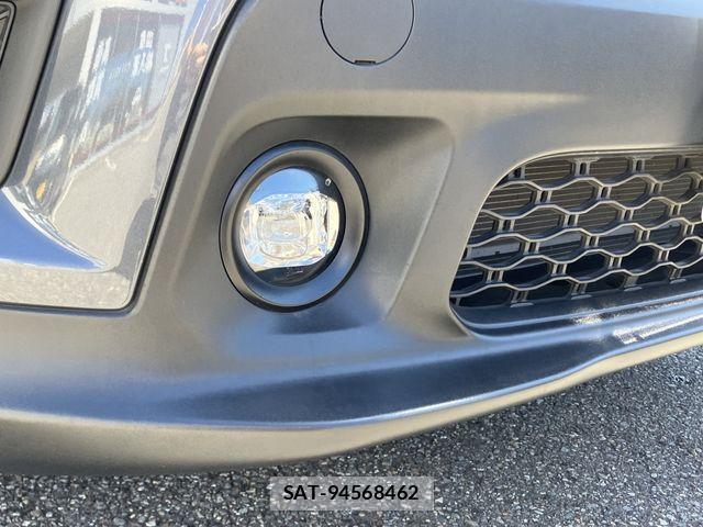 Jeep RENEGADE 2023-08 8412990-25