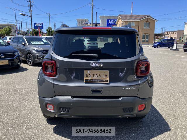 Jeep RENEGADE 2023-08 8412990-6