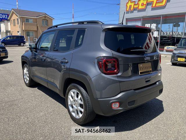 Jeep RENEGADE 2023-08 8412990-7