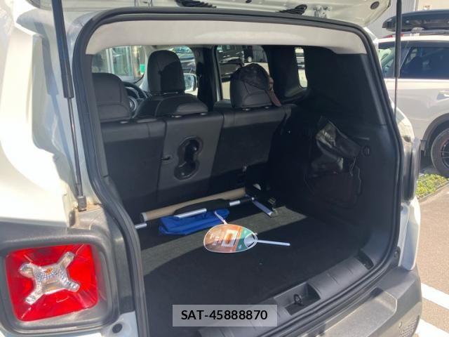 Jeep RENEGADE 2022-07 8412989-13