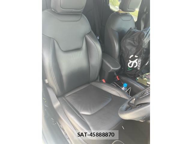 Jeep RENEGADE 2022-07 8412989-17