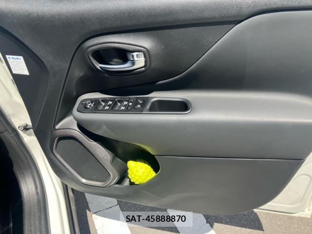 Jeep RENEGADE 2022-07 8412989-18