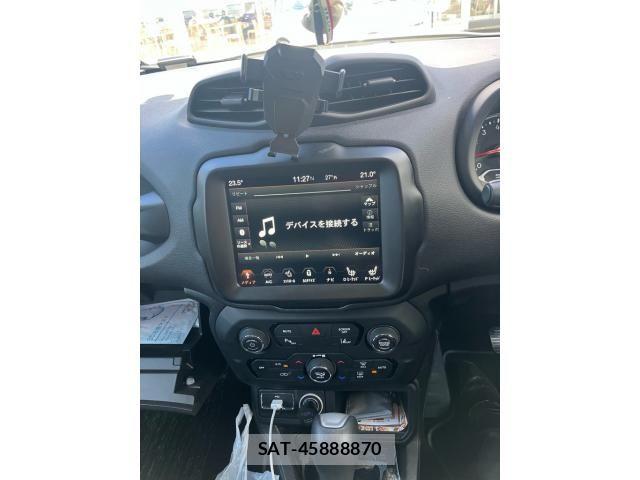 Jeep RENEGADE 2022-07 8412989-24