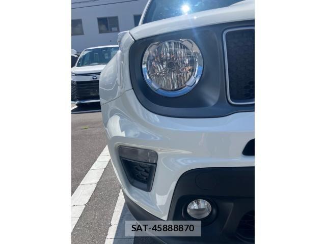 Jeep RENEGADE 2022-07 8412989-3