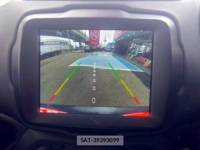 Jeep RENEGADE 2021-11 8438240-16