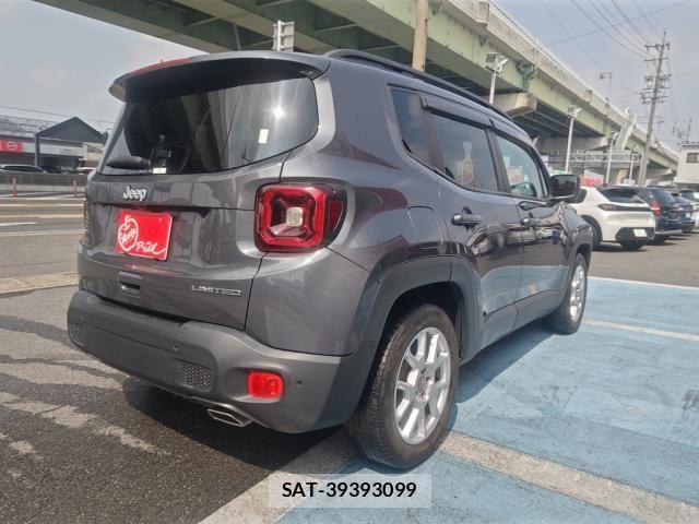Jeep RENEGADE 2021-11 8438240-7