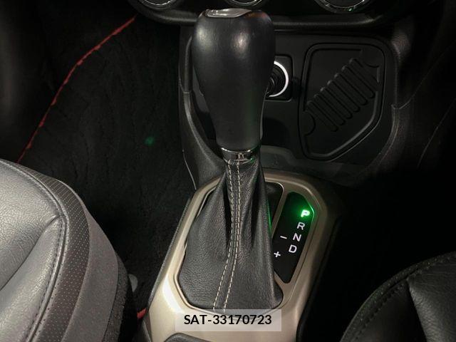 Jeep RENEGADE 2018-05 8457717-9