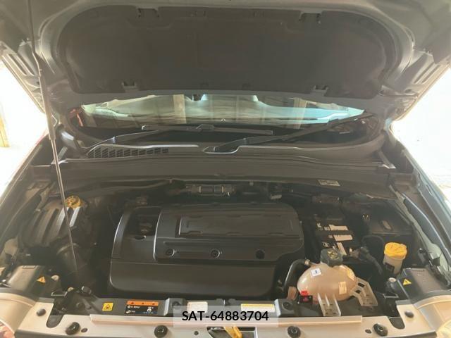 Jeep RENEGADE 2016-08 8485529-13
