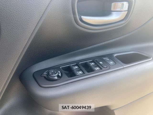 Jeep RENEGADE 2021-10 8525309-15