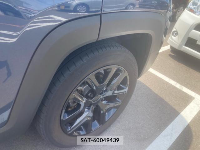 Jeep RENEGADE 2021-10 8525309-3