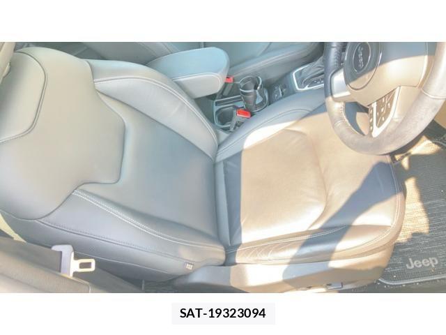 Jeep RENEGADE 2023-09 8525306-9
