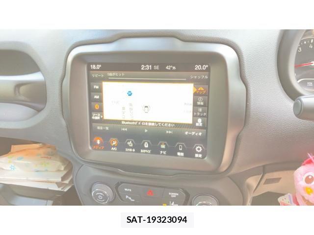 Jeep RENEGADE 2023-09 8525306-13