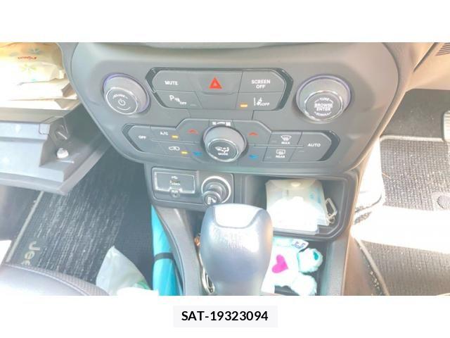 Jeep RENEGADE 2023-09 8525306-14