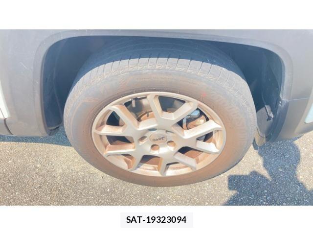 Jeep RENEGADE 2023-09 8525306-3