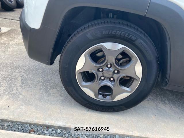 Jeep RENEGADE 2017-02 8525310-9
