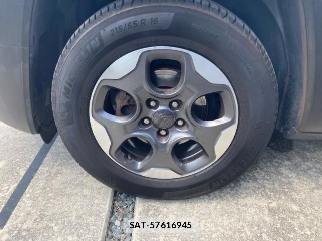 Jeep RENEGADE 2017-02 8525310-11