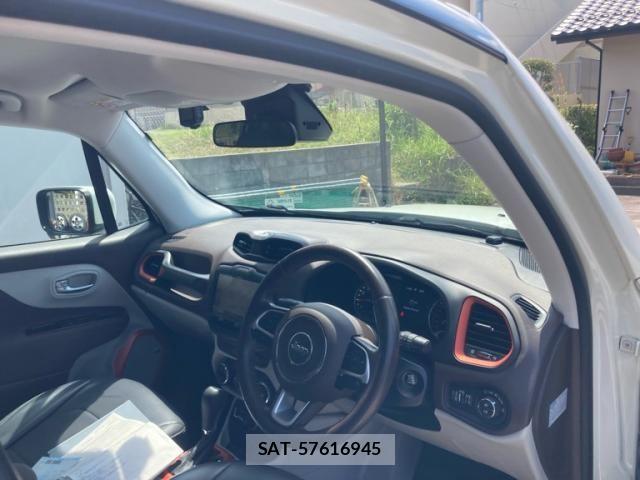 Jeep RENEGADE 2017-02 8525310-13