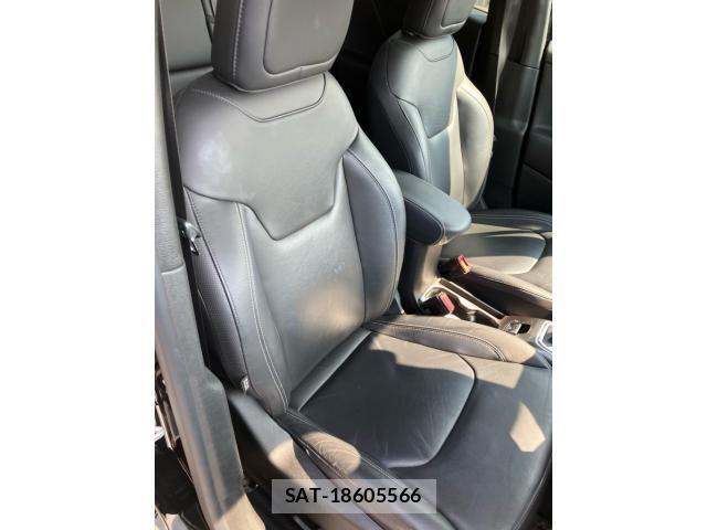 Jeep RENEGADE 2020-09 8562236-18
