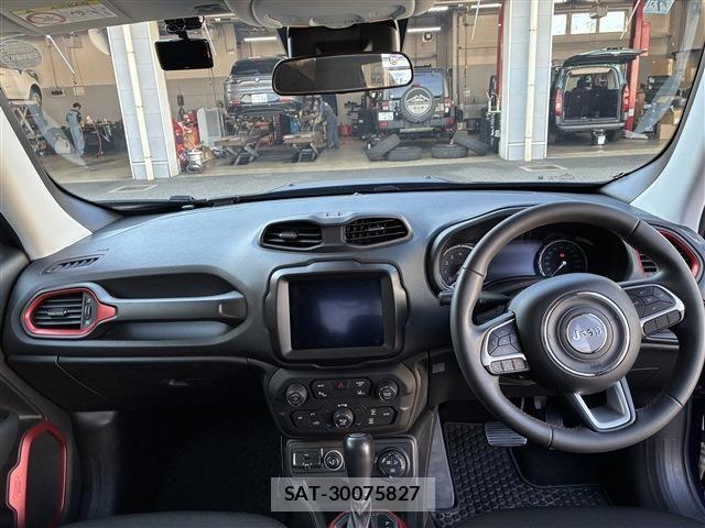 Jeep RENEGADE 2021-07 8627231-14
