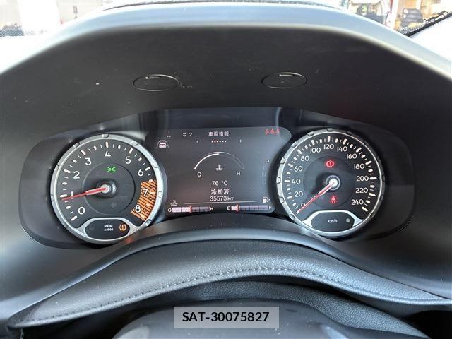 Jeep RENEGADE 2021-07 8627231-16