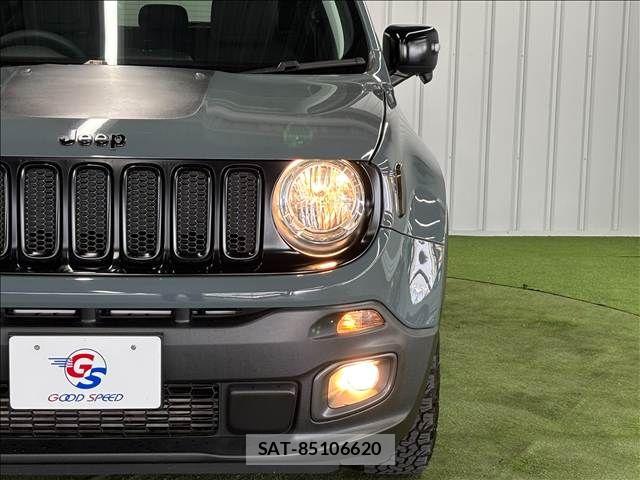 Jeep RENEGADE 2018-10 8627234-19