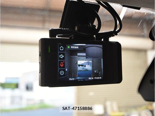 Jeep RENEGADE 2022-08 8627230-26