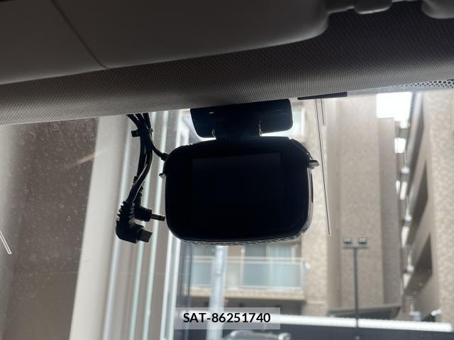 Jeep RENEGADE 2019-03 8659598-26
