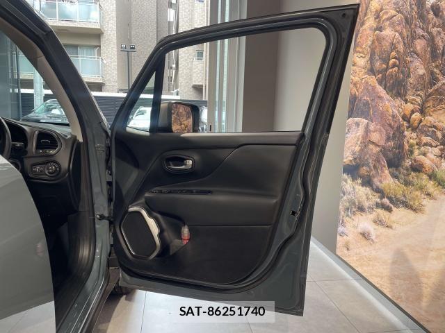 Jeep RENEGADE 2019-03 8659598-8