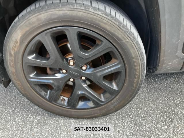 Jeep RENEGADE 2018-11 8666303-9