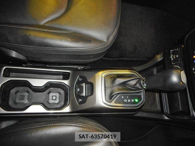 Jeep RENEGADE 2020-06 8659603-16