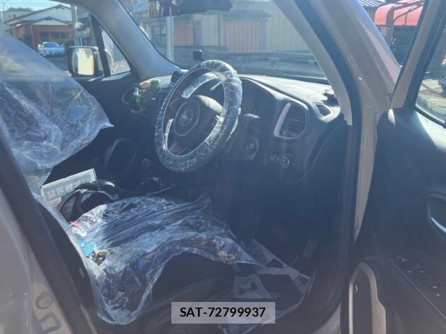 Jeep RENEGADE 2016-10 8742919-9