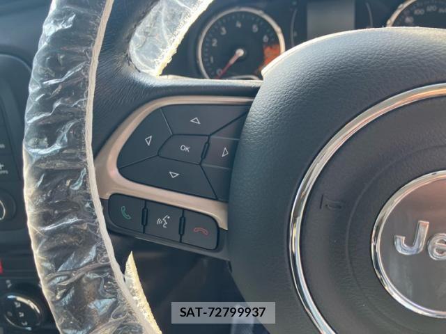 Jeep RENEGADE 2016-10 8742919-12
