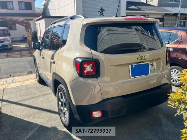 Jeep RENEGADE 2016-10 8742919-3