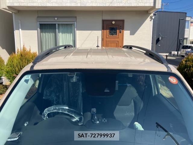 Jeep RENEGADE 2016-10 8742919-4