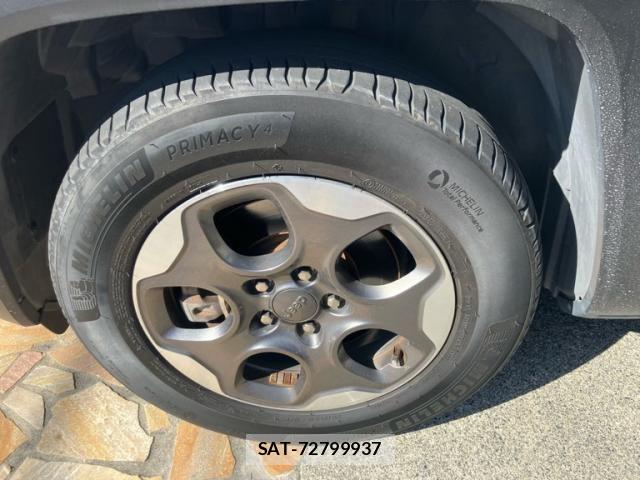 Jeep RENEGADE 2016-10 8742919-8
