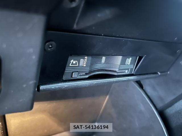 Jeep RENEGADE 2022-03 8742917-9