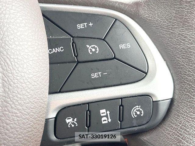 Jeep RENEGADE 2018-02 8796271-5