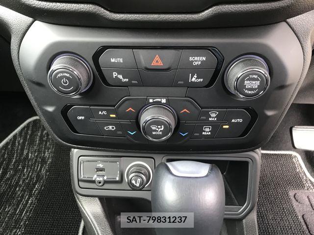 Jeep RENEGADE 2022-03 8829609-21