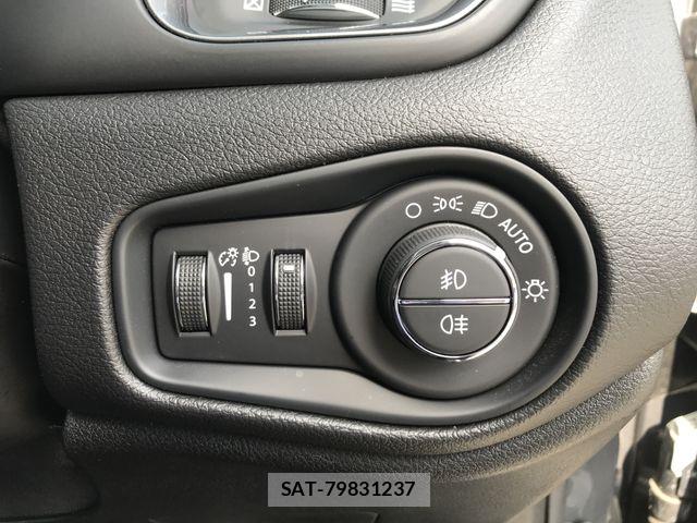Jeep RENEGADE 2022-03 8829609-23