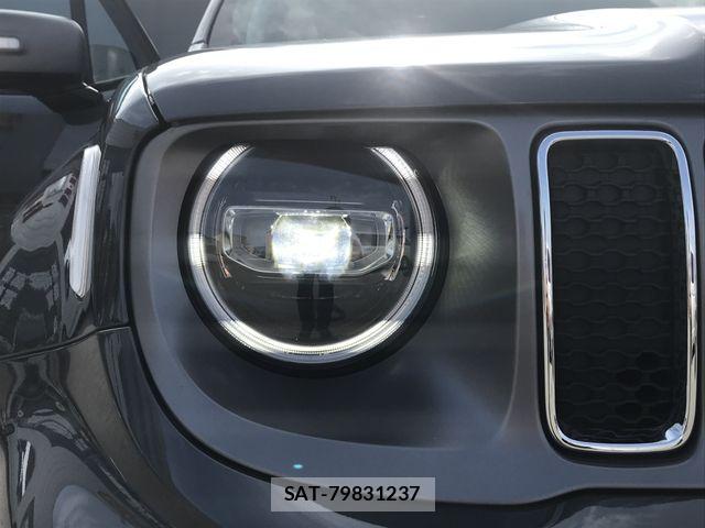 Jeep RENEGADE 2022-03 8829609-25