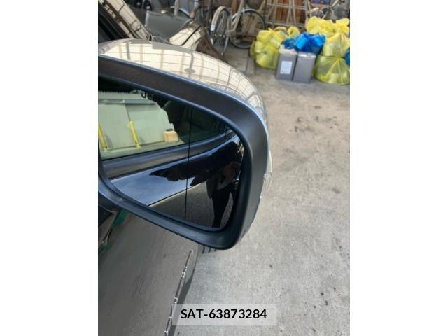 Jeep RENEGADE 2023-06 8829601-12
