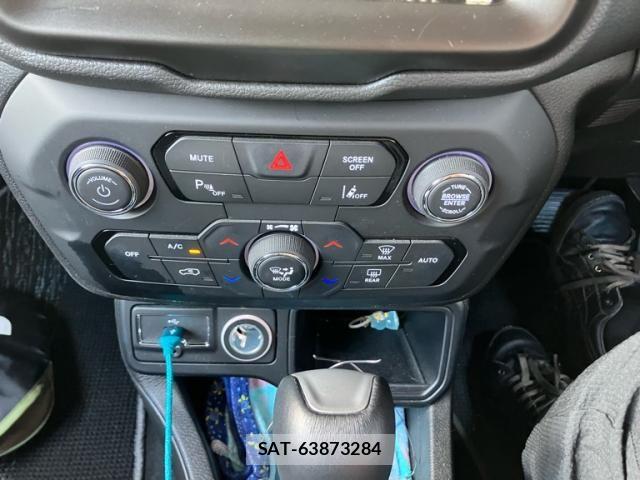 Jeep RENEGADE 2023-06 8829601-18