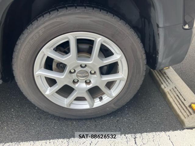 Jeep RENEGADE 2019-05 8829614-10