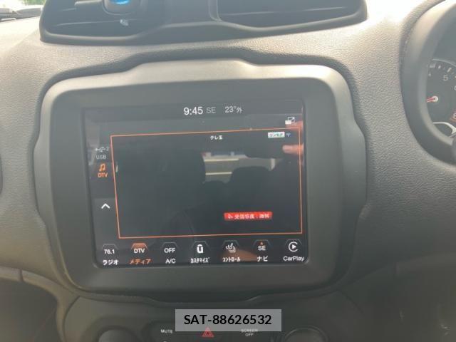 Jeep RENEGADE 2019-05 8829614-23