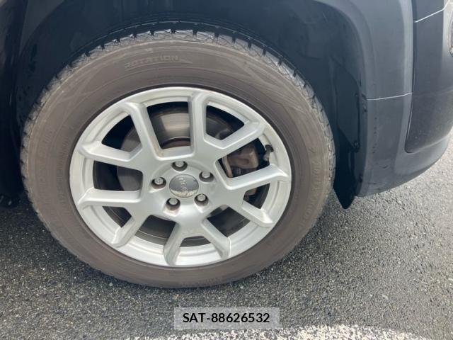 Jeep RENEGADE 2019-05 8829614-4