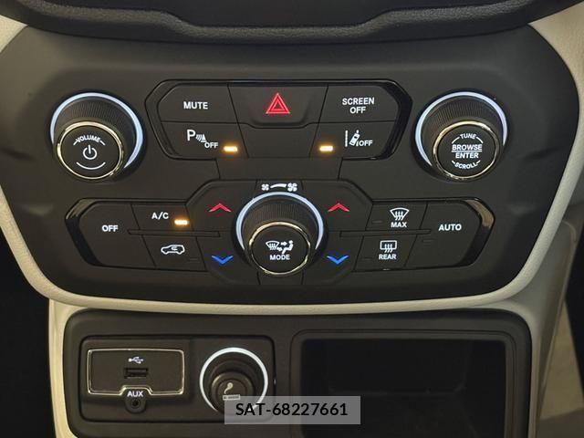 Jeep RENEGADE 2020-02 8871219-13