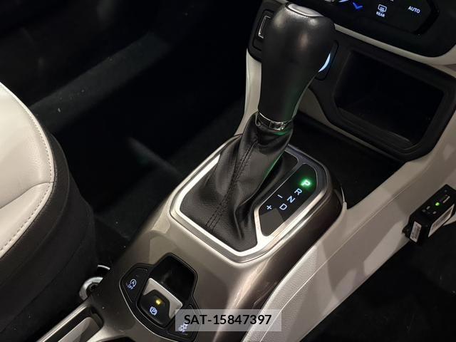 Jeep RENEGADE 2020-06 8871222-12