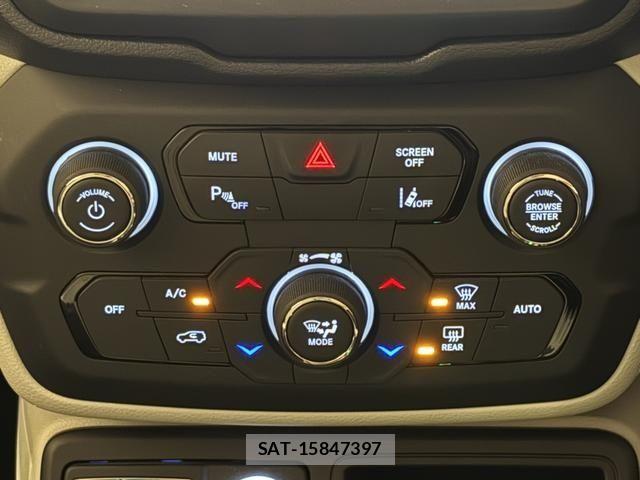 Jeep RENEGADE 2020-06 8871222-14