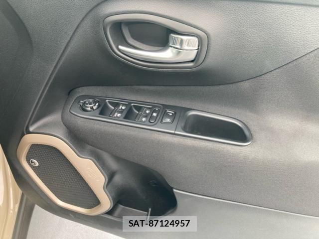 Jeep RENEGADE 2016-10 8880211-12